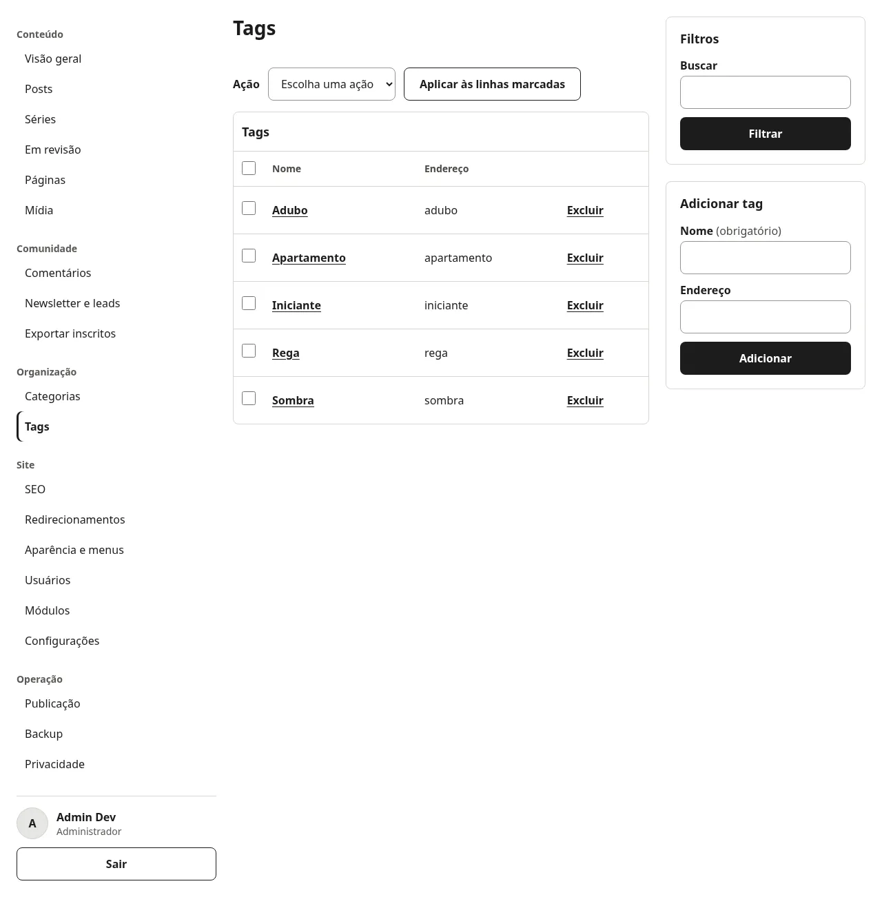 Lista de tags com Ação e Aplicar às linhas marcadas, as colunas Nome e Endereço e o painel Adicionar tag